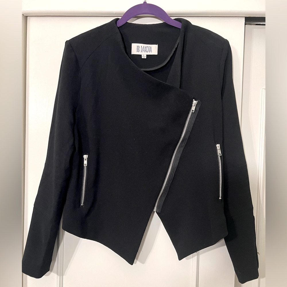 BB Dakota Black Moto Asymmetrical Style Black Blazer Women’s size L